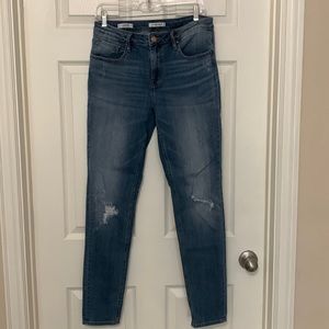 Like new Vigoss skinny jaggers